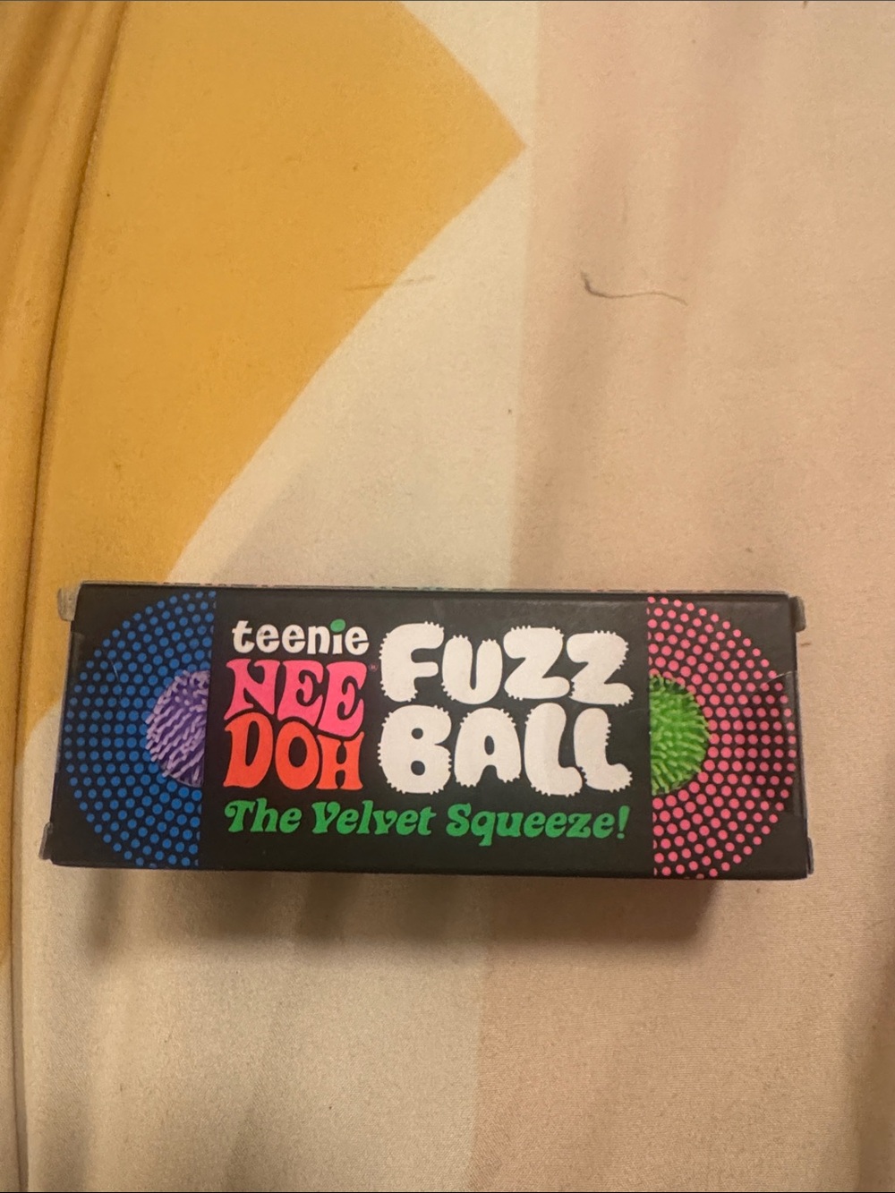 Needoh Fuzz Ball set - Velvet Squeeze (Black Box, Multicolor)